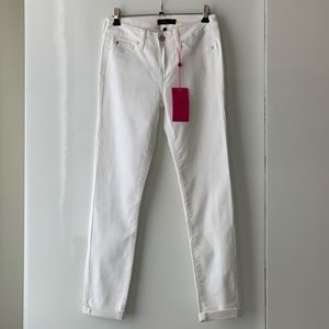 NWT Mid Rise Skinny Jeans, White, 24